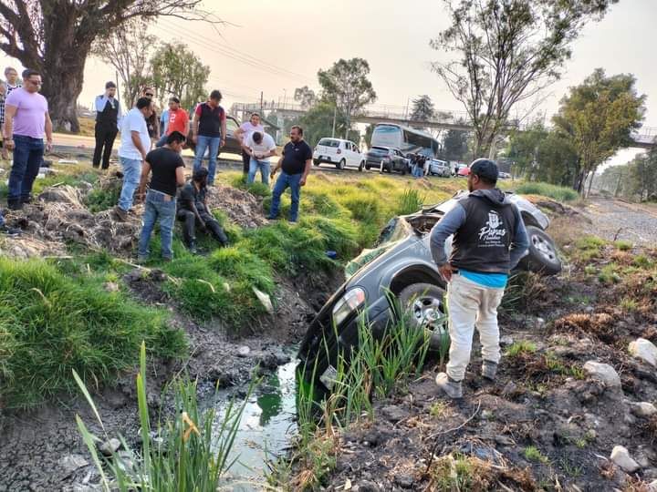 Fuerte accidente en la carretera Toluca - palmillas. - Muspato