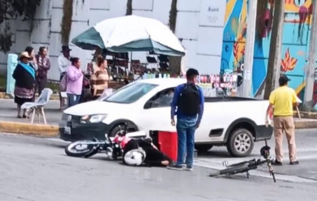 Mujer motociclista atropellada en Tollocan; conductor se da a la fuga ...