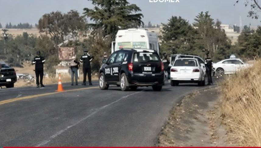 Dos personas mueren tras choque frontal en la carretera Toluca ...